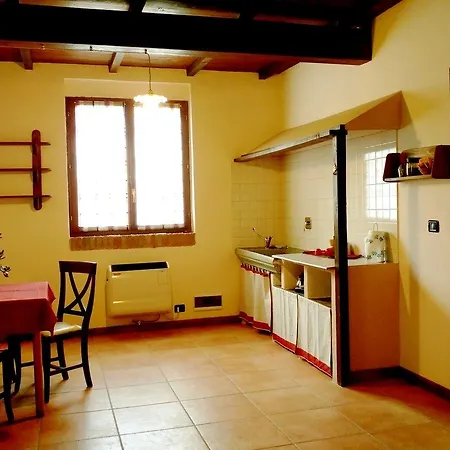 Di Sordiglio Alloggio per agriturismo *