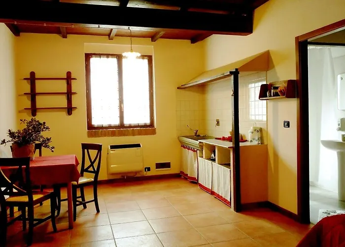 Di Sordiglio Alloggio per agriturismo *